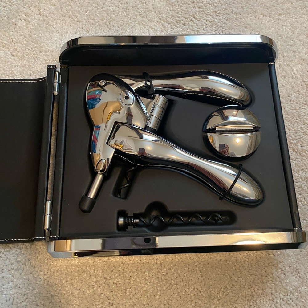 NEW Rabbit Special Edition wine opener